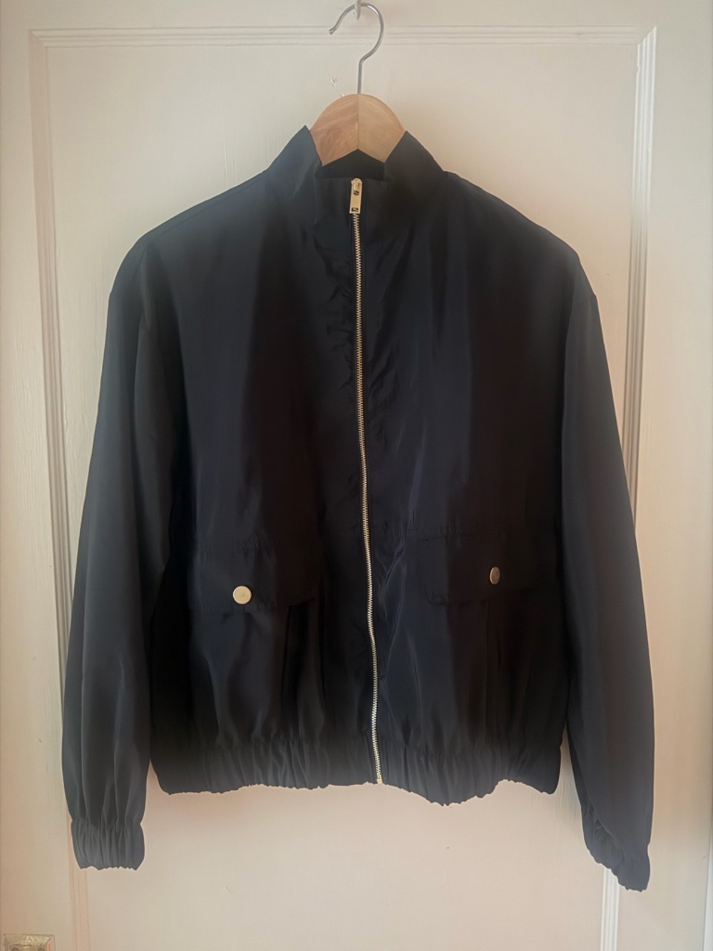 Zara Women’s Black Zip-Front Lightweight Jacket